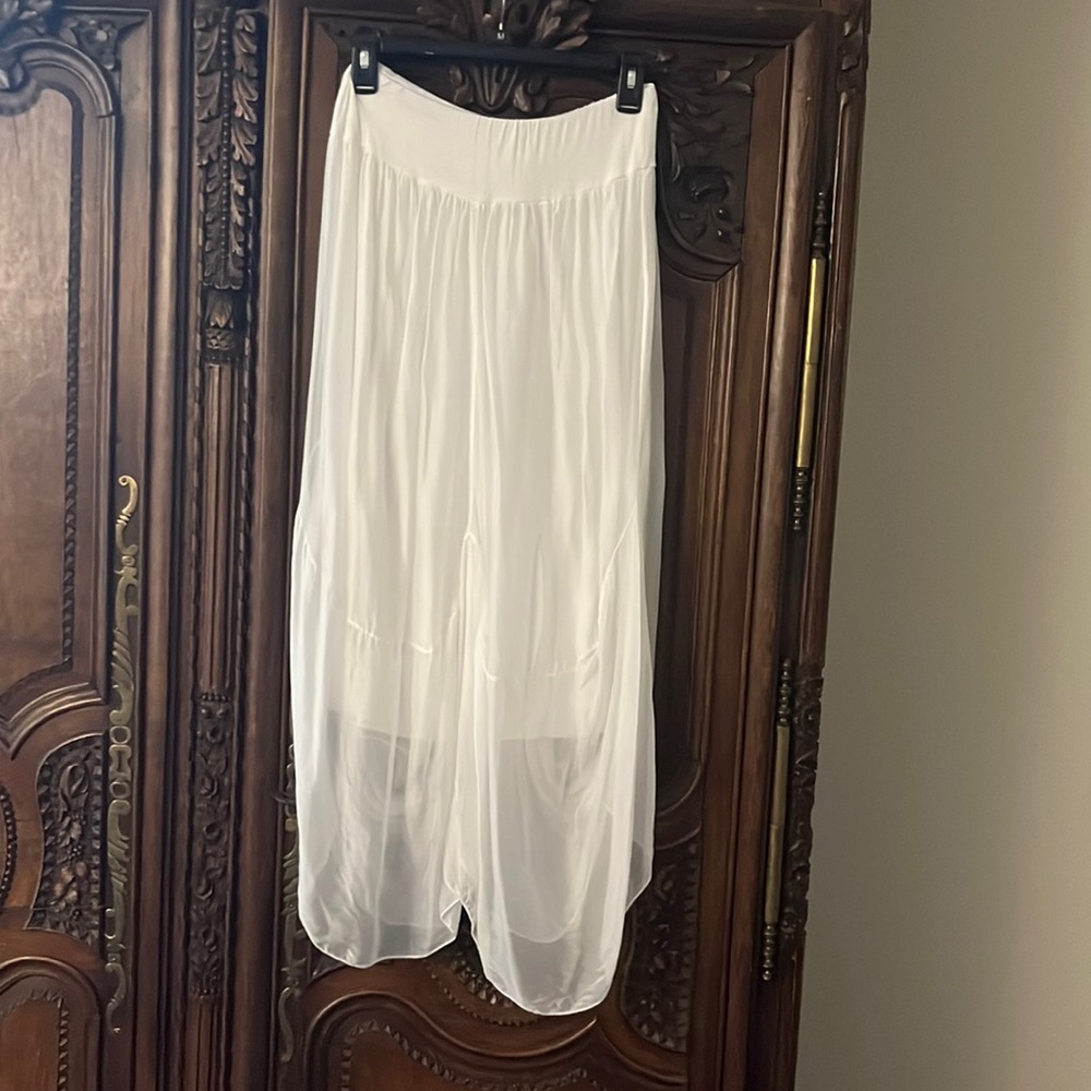 Tempo Paris skirt NWOT